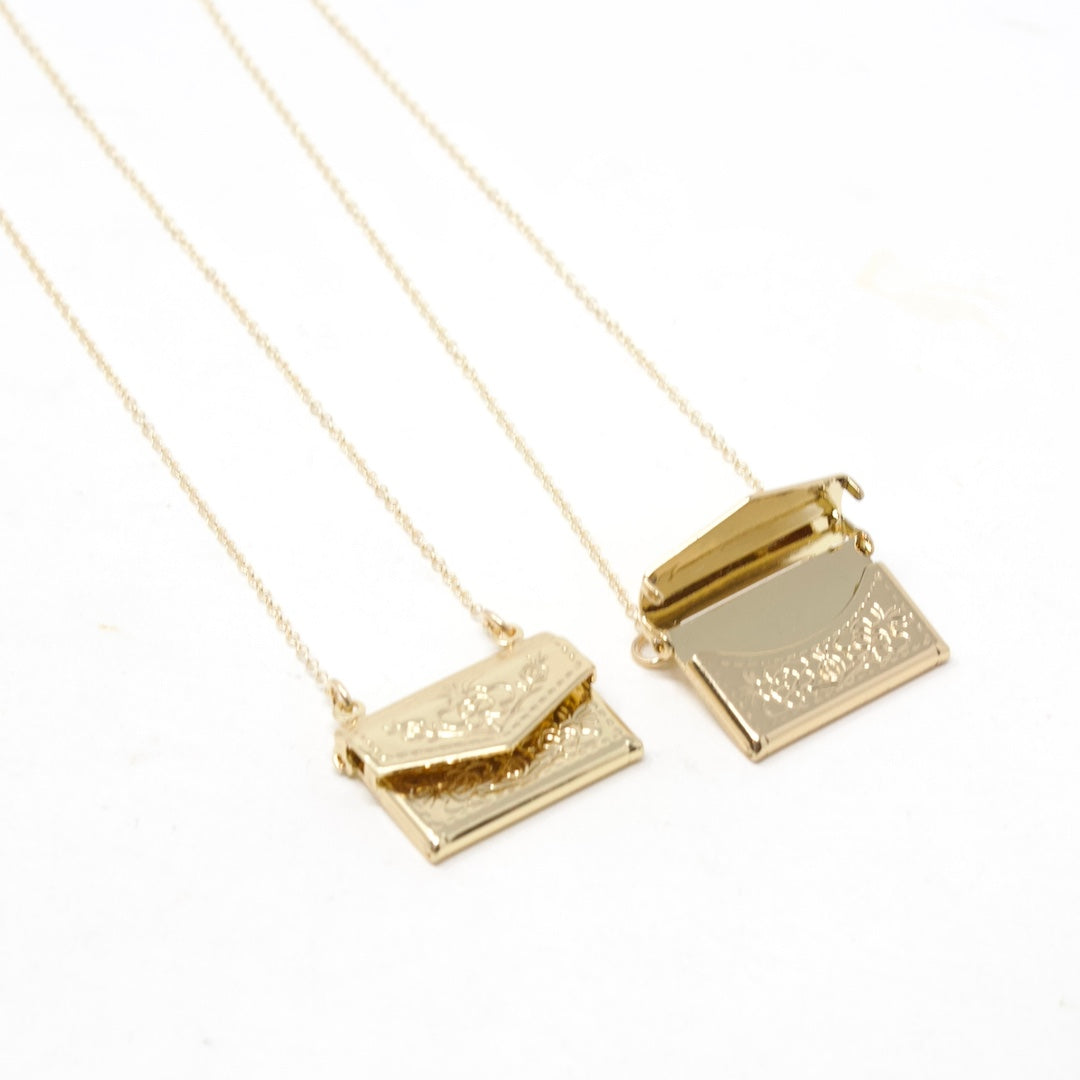 Envelope Necklace Crafts & Love