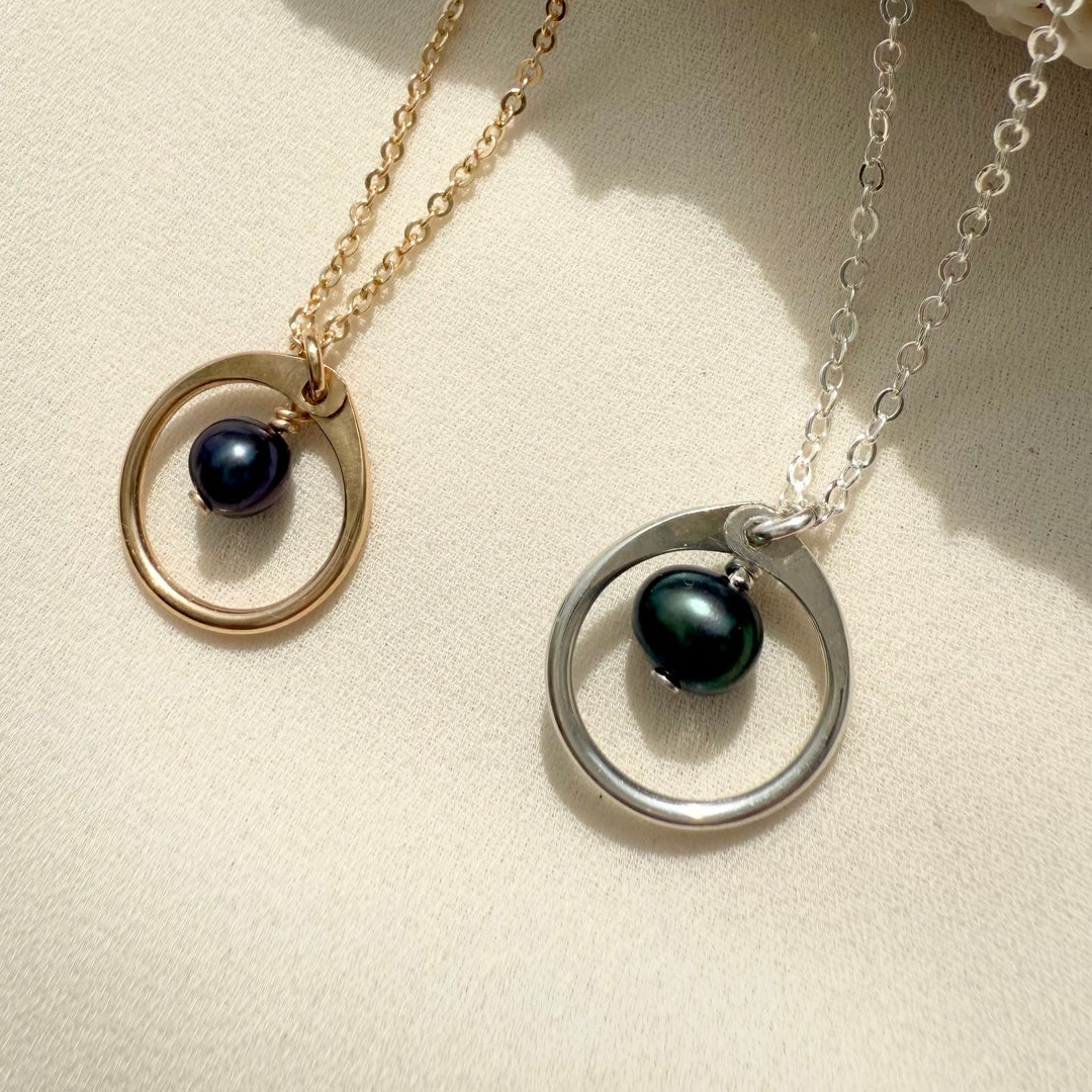 Kirra Necklace In Situ