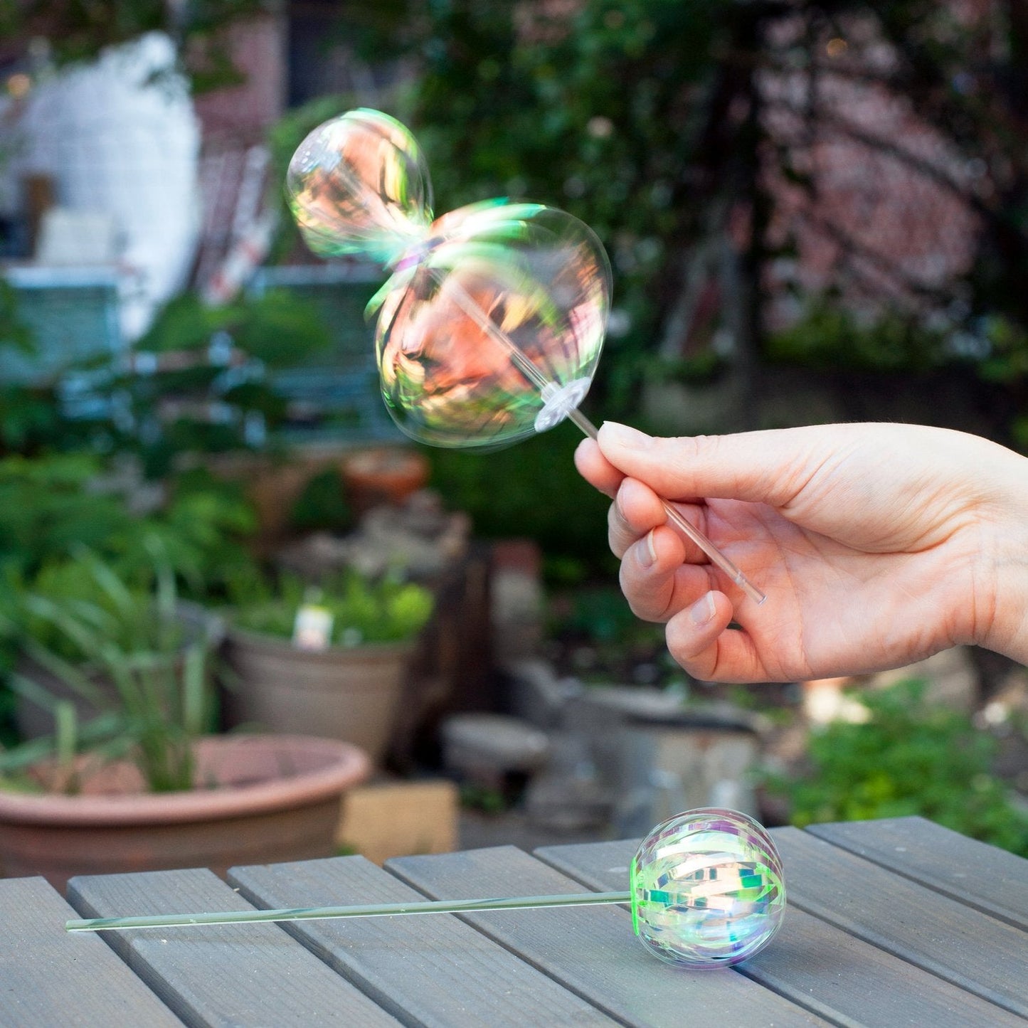 Rainbow Twirler Kikkerland