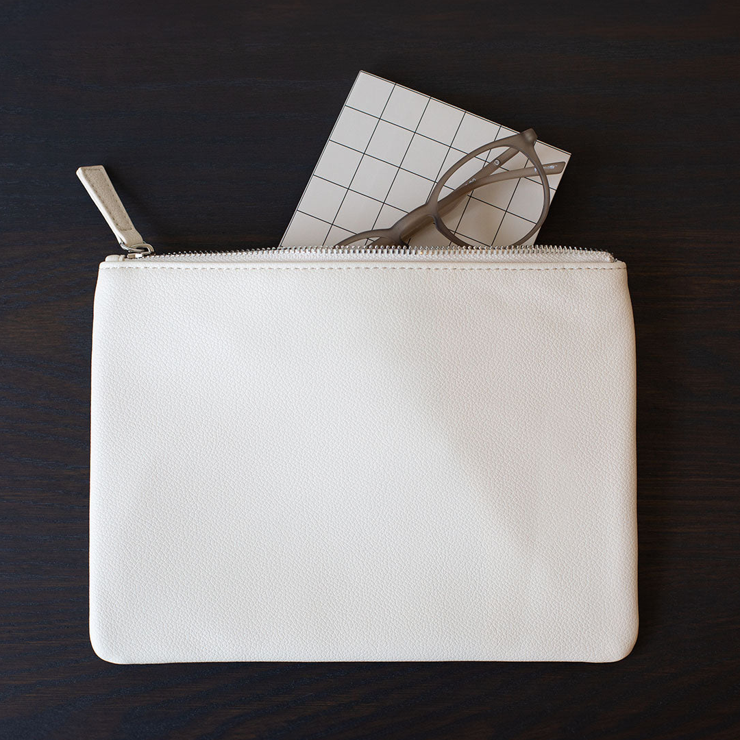 Vegan Leather Zip Pouch Gry Mattr