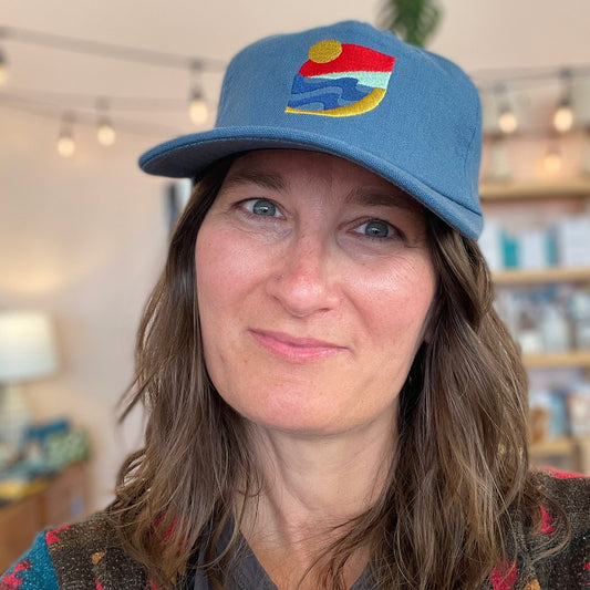 Mountain Sea Living Hat