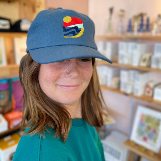 Mountain Sea Living Hat
