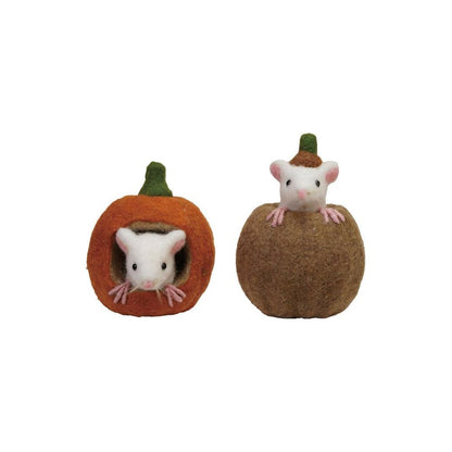 Handmade Wool Felt Pumpkin with Mouse
