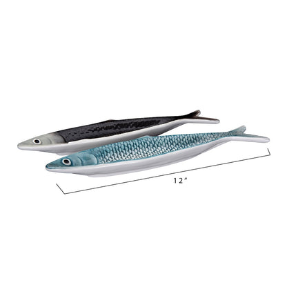 2 sardine shaped dishes with their measurement marked on them on a white background